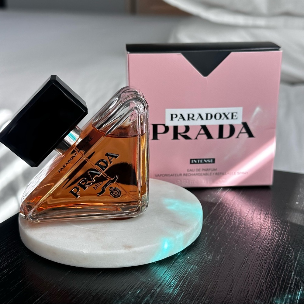 Prada Paradoxe Intense EAU DE PARFUM 1.6 oz